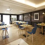 Ibis Styles Bordeaux Arena بوجْلِ