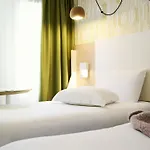Ibis Styles Bordeaux Arena 3* بوجْلِ