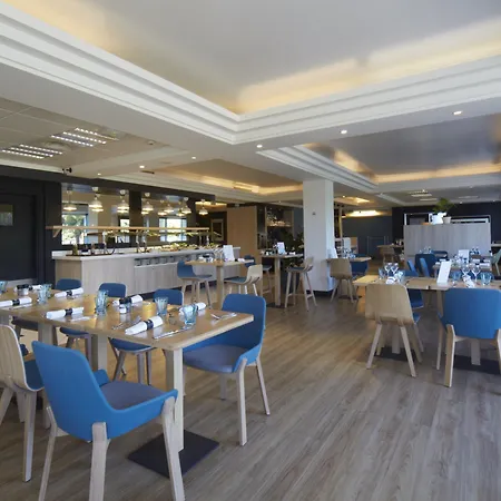 Ibis Styles Bordeaux Arena מלון בגלס