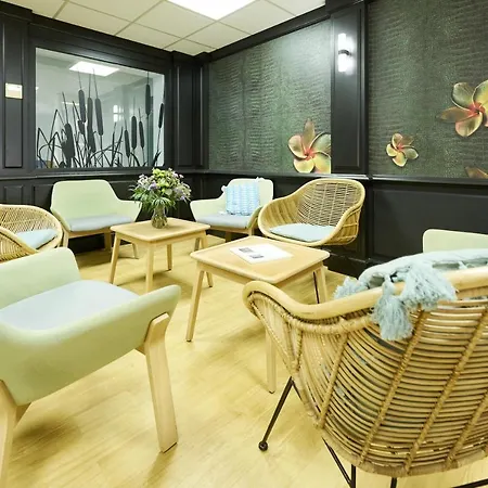 Hotel Ibis Styles Bordeaux 3*