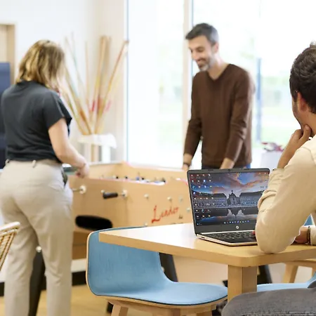 Ibis Styles Bordeaux Arena מלון