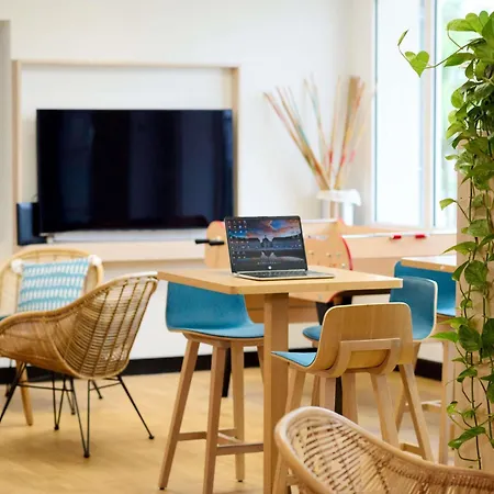 Отель Ibis Styles Bordeaux Arena