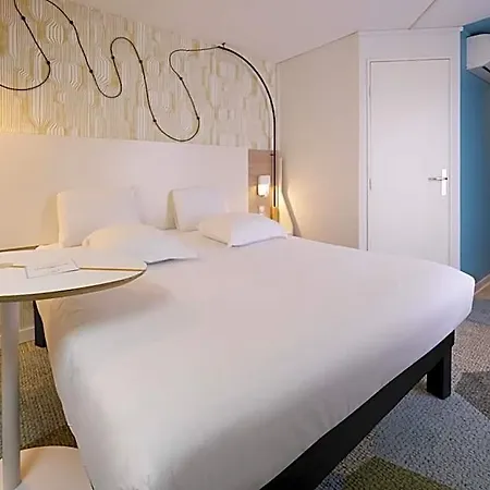 מלון Ibis Styles Bordeaux Arena 3*