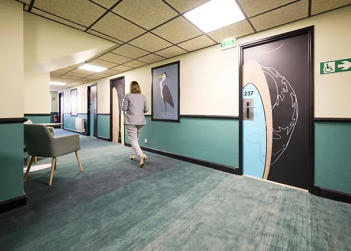 Ibis Styles Bordeaux Arena מלון בגלס