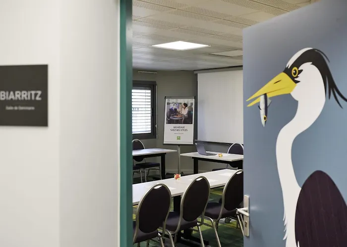 מלון Ibis Styles Bordeaux Arena 3*